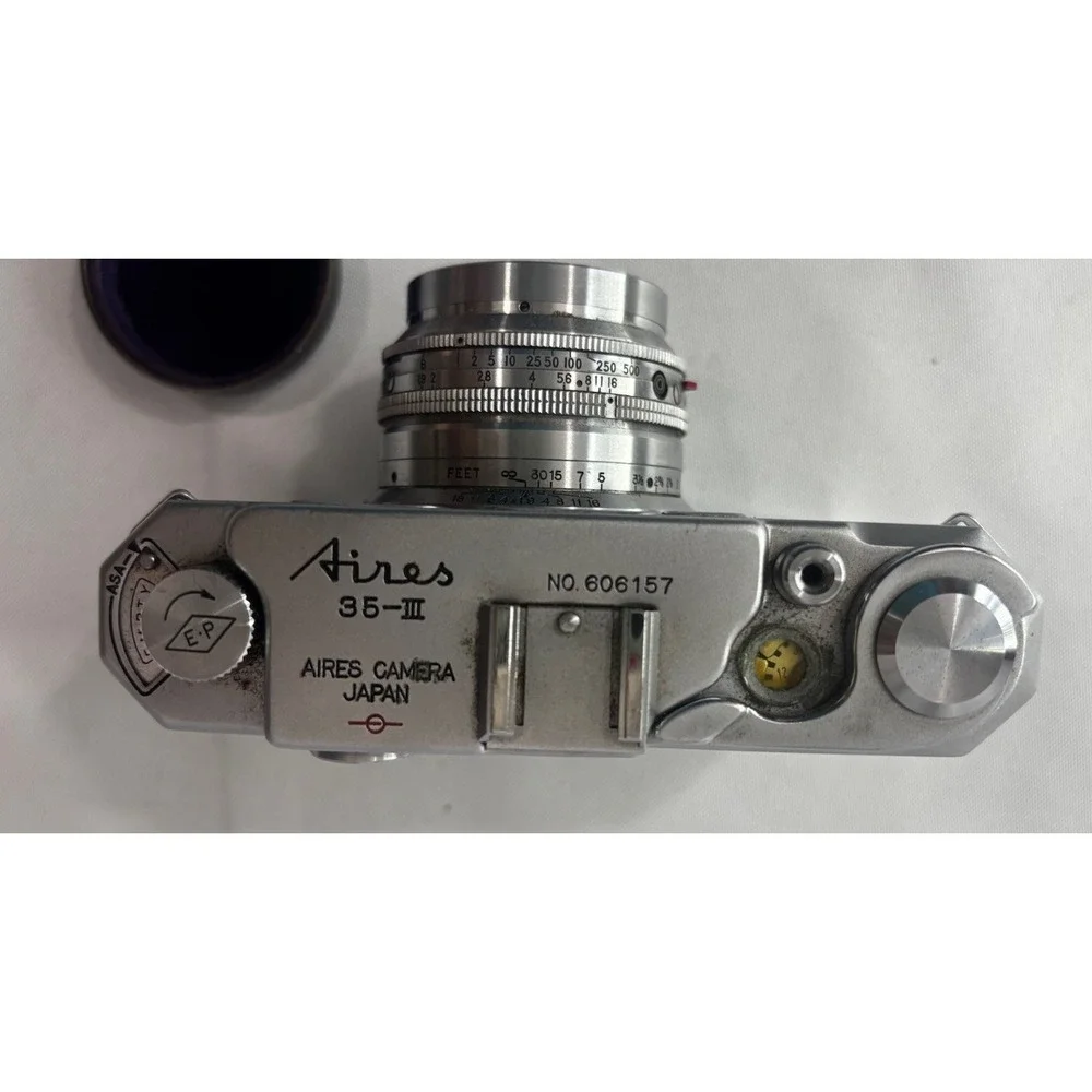 Aires 35 III Rangefinder Camera No. 606157 -Parts/Repair Untested